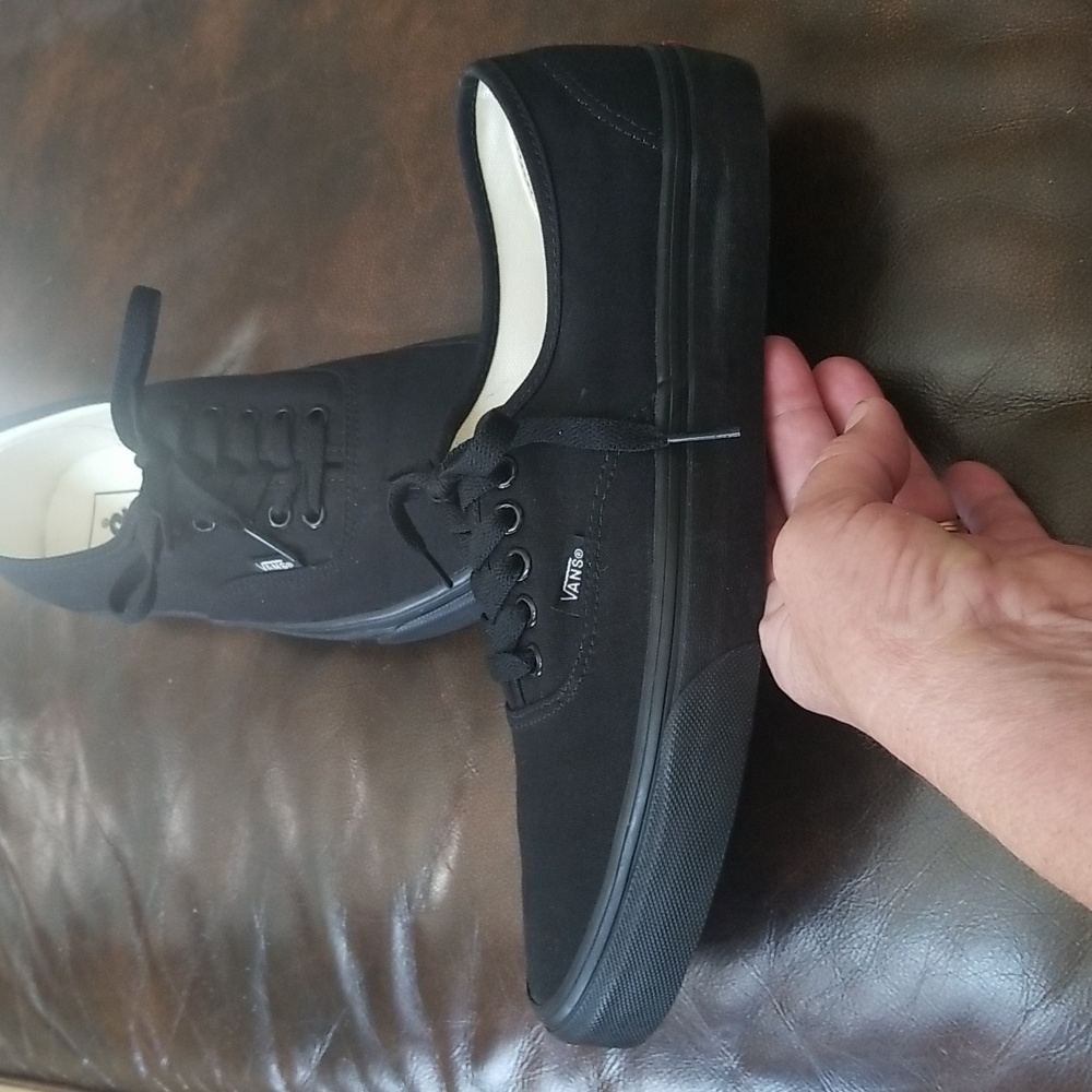 Vans Men's Classic Black Sneakers
